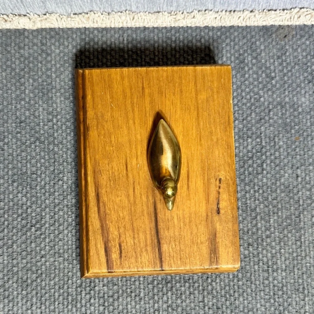 N/A vintage wooden